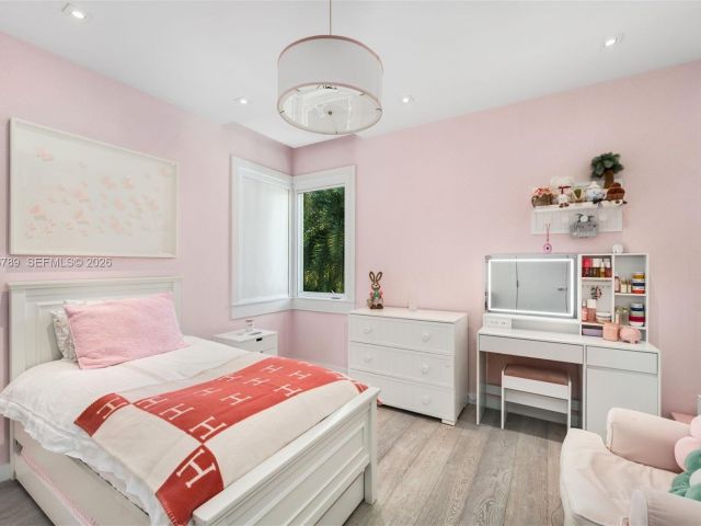 Продажа дома по адресу 741 Harbor Dr - фото 7452254