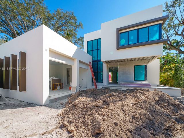 Продажа дома по адресу 820 NE 111th St - фото 7484015