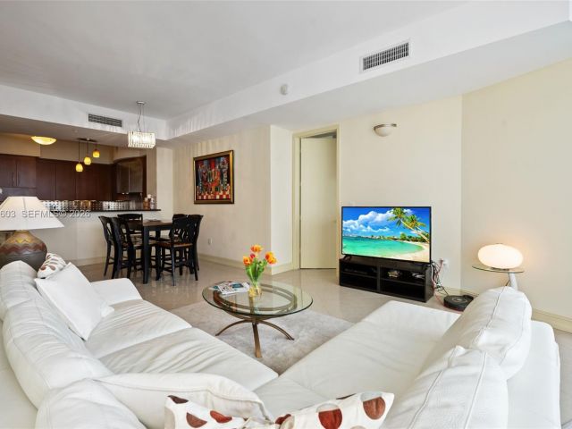 Продажа квартиры #1808 - фото 7495991