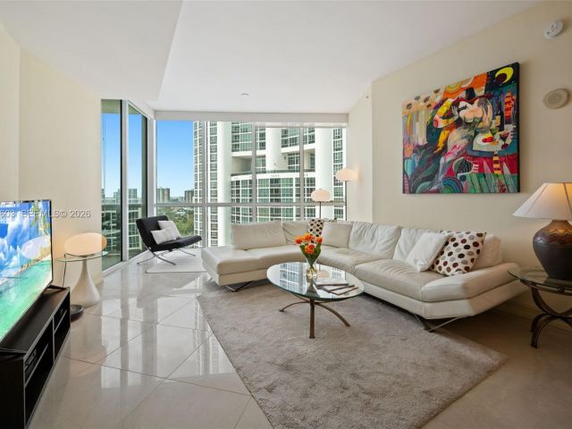 Продажа квартиры #1808 - фото 7495997