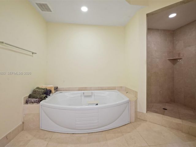 Продажа квартиры #1808 - фото 7496003