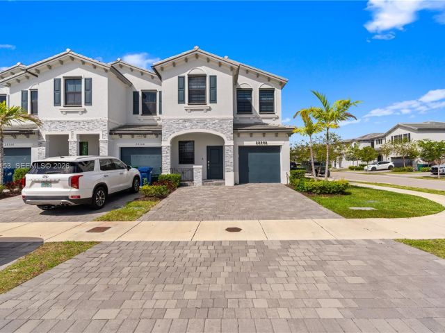 Дом в аренду по адресу 28500 SW 133rd Path 28500 - фото 7535776