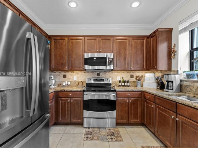 Продажа дома по адресу 11307 SW 238th St - фото 7459038