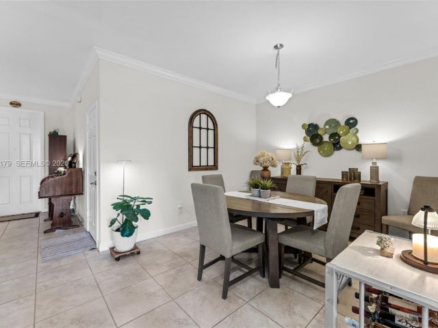 Продажа дома по адресу 11307 SW 238th St - фото 7459046