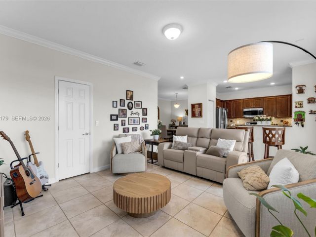 Продажа дома по адресу 11307 SW 238th St - фото 7459048