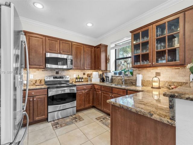 Продажа дома по адресу 11307 SW 238th St - фото 7459049