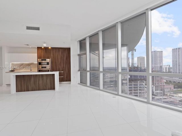 Продажа квартиры #2102 - фото 7488003