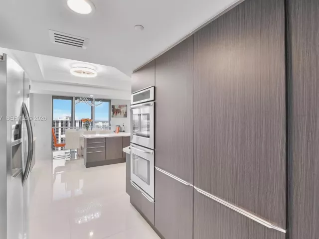 Продажа квартиры #2609 - фото 7490381