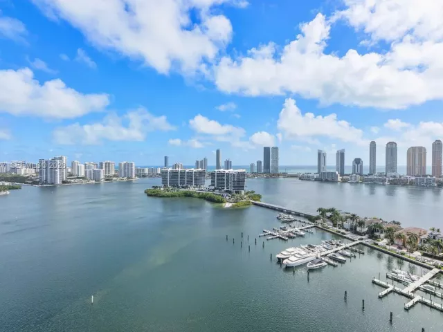 Продажа квартиры #2609 - фото 7490364