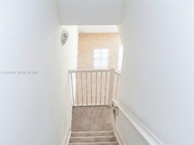 Продажа дома по адресу 1308 SW 3rd Ct - фото 7482461