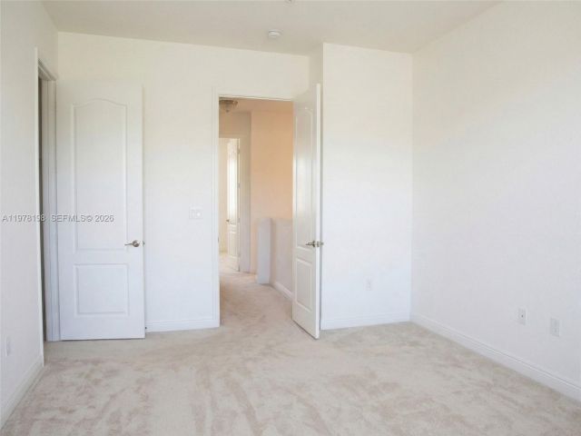 Продажа дома по адресу 1308 SW 3rd Ct - фото 7482465