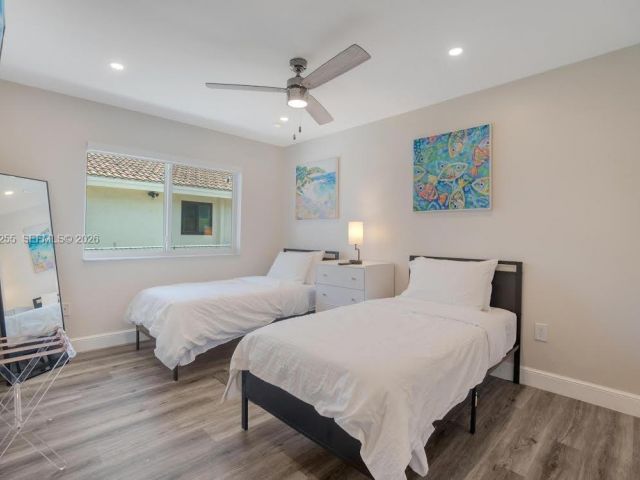 Дом в аренду по адресу 20560 NW 17th Ave - фото 7479557