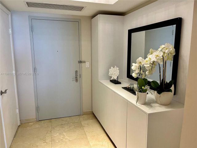 Квартира в аренду номер4004 - фото 7499350