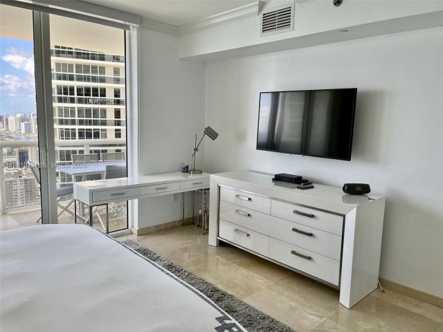 Квартира в аренду номер4004 - фото 7499364