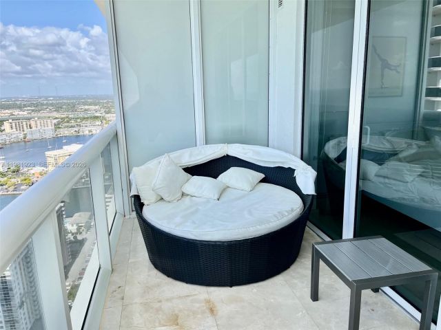 Квартира в аренду номер4004 - фото 7499366