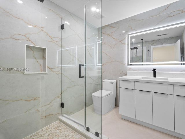 Продажа дома по адресу 11660 Canal Dr - фото 7525587