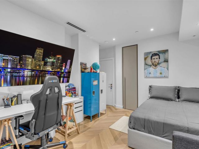 Продажа квартиры #1035 - фото 7491732