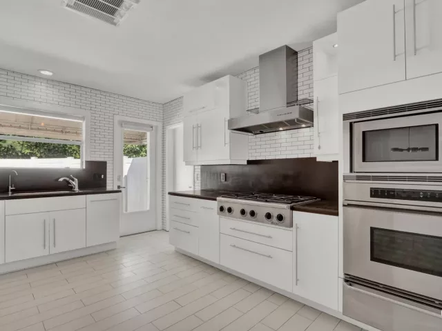 Продажа дома по адресу 222 30th Street - фото 8015402