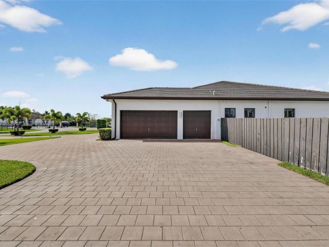 Продажа дома по адресу 28004 SW 169th Ct - фото 7458848