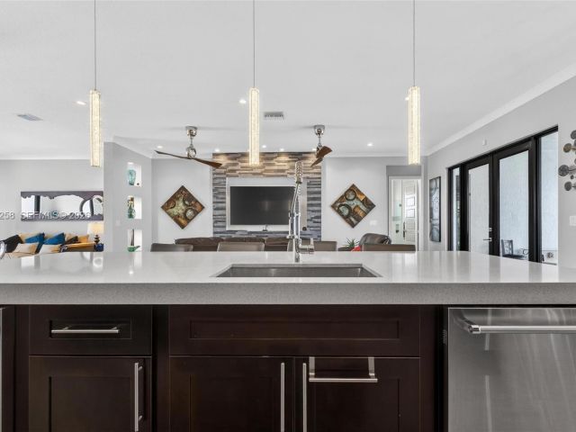 Продажа дома по адресу 28004 SW 169th Ct - фото 7458863