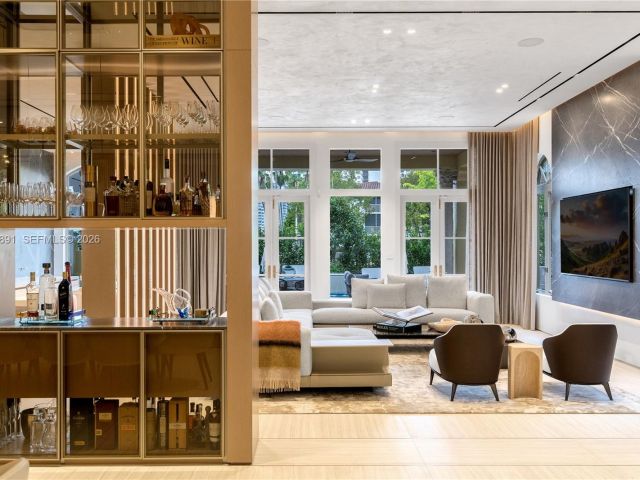 Продажа дома по адресу 1522 Island Blvd - фото 7476305