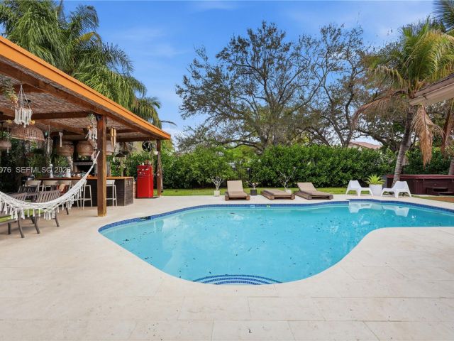 Продажа дома по адресу 12203 Melissa Way - фото 7487025