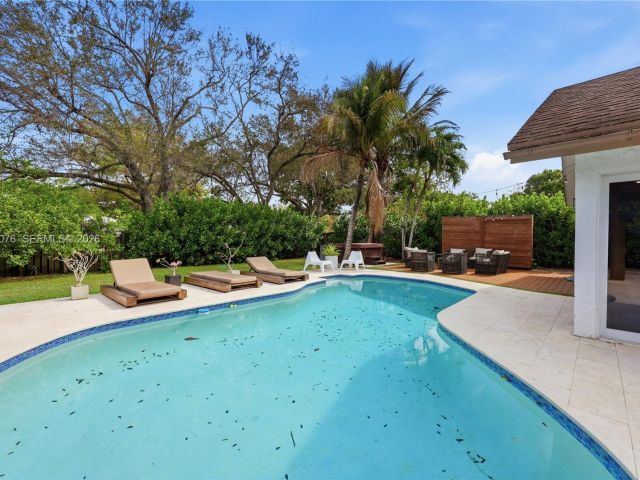 Продажа дома по адресу 12203 Melissa Way - фото 7487026