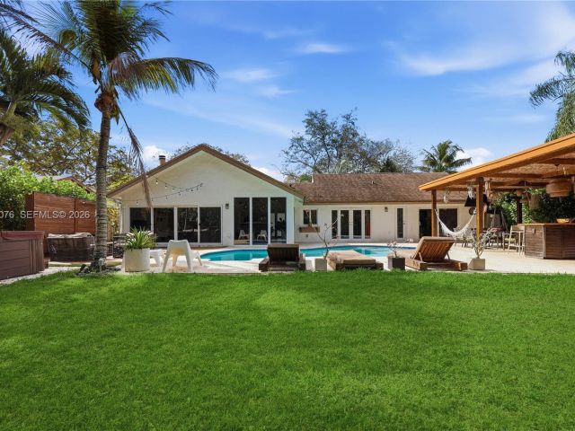 Продажа дома по адресу 12203 Melissa Way - фото 7487030