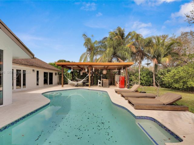 Продажа дома по адресу 12203 Melissa Way - фото 7487035