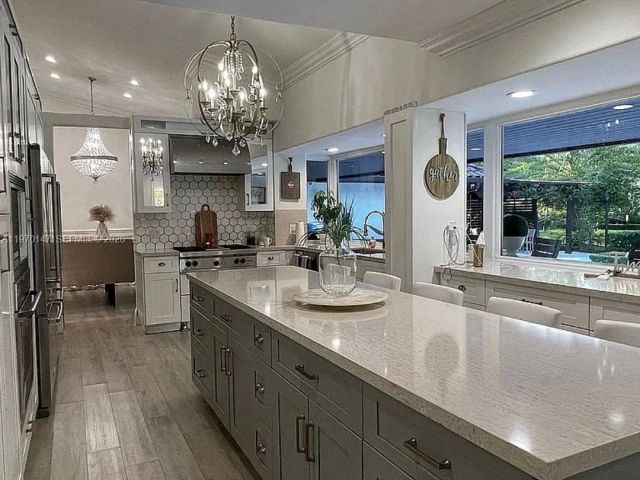 Продажа дома по адресу 8801 SW 124th St - фото 7525387