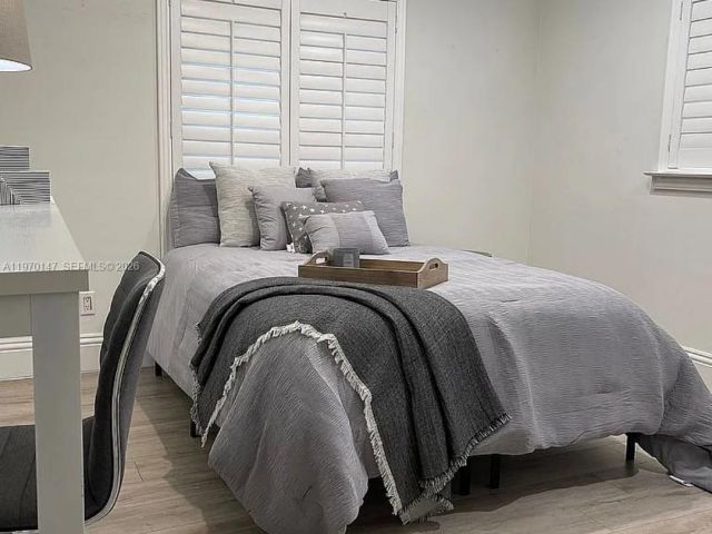 Продажа дома по адресу 8801 SW 124th St - фото 7525390