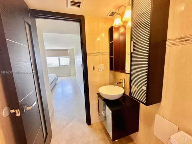 Квартира в аренду номер401 - фото 7501849