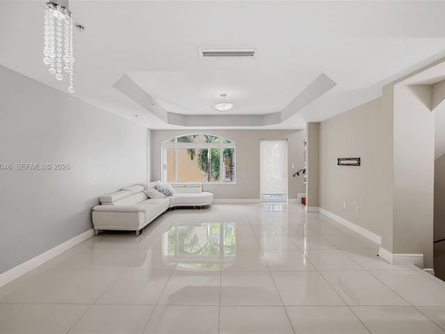 Дом в аренду по адресу 2729 NE 184th Ln 2729 - фото 7476350