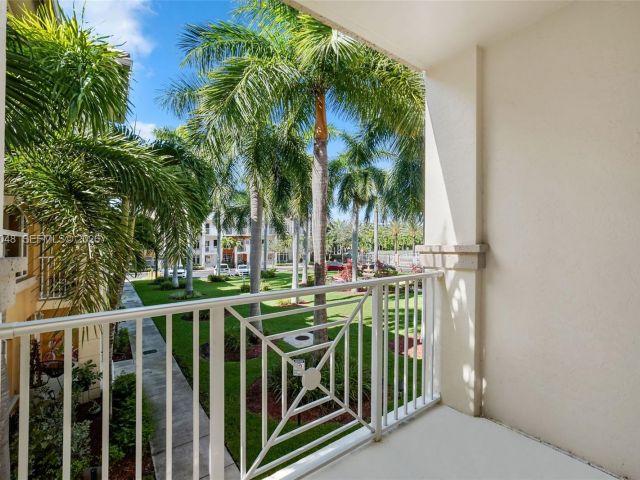 Дом в аренду по адресу 2729 NE 184th Ln 2729 - фото 7476352