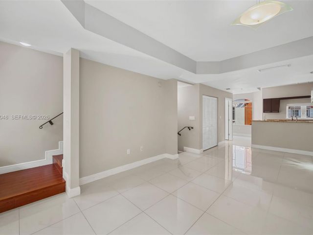 Дом в аренду по адресу 2729 NE 184th Ln 2729 - фото 7476354