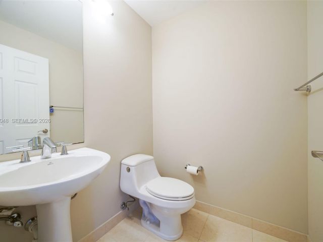 Дом в аренду по адресу 2729 NE 184th Ln 2729 - фото 7476355