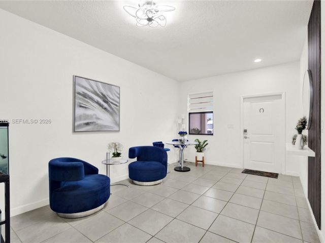 Продажа дома по адресу 23461 SW 129th Pl 23461 - фото 7458989