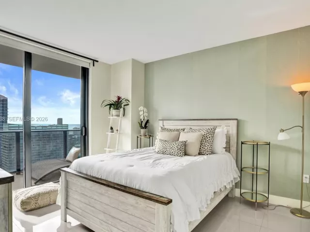 Квартира в аренду номер4004 - фото 7536706