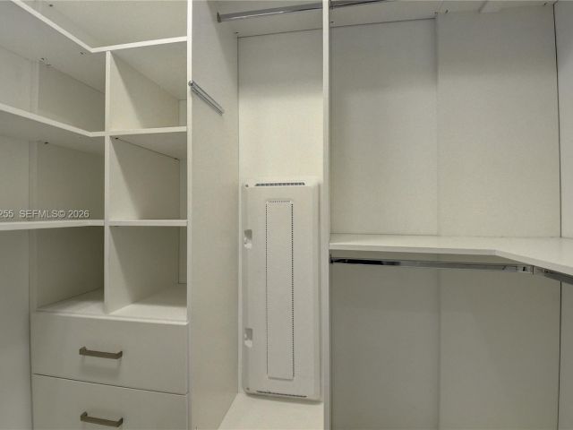 Дом в аренду по адресу 155 E Boca Raton Rd TH1 - фото 7453240