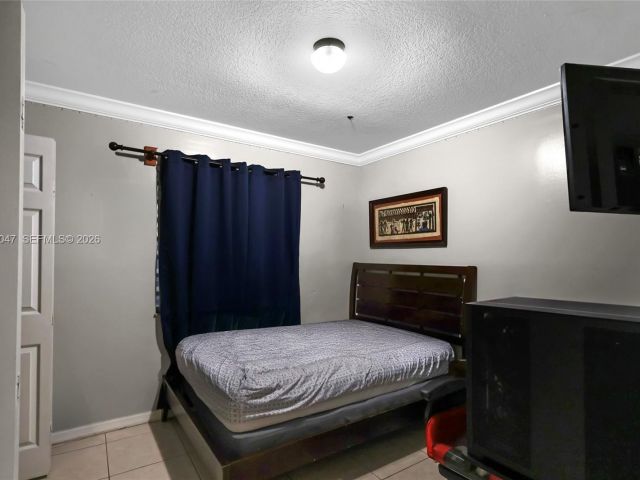 Продажа дома по адресу 12633 SW 224th St - фото 7466302