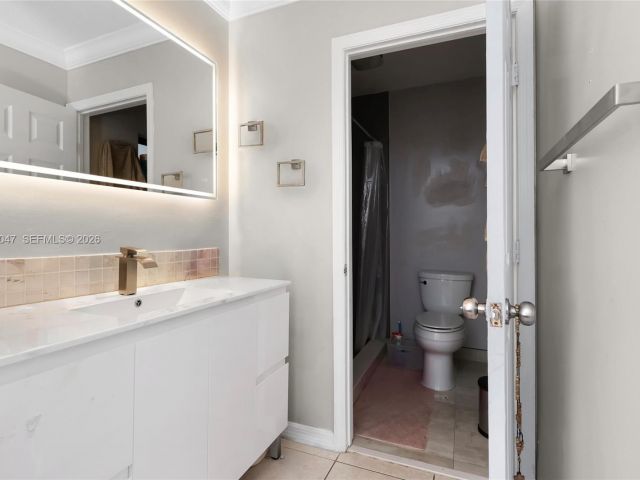 Продажа дома по адресу 12633 SW 224th St - фото 7466309