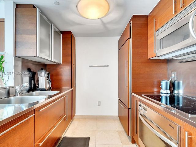 Квартира в аренду номер3208 - фото 7508817