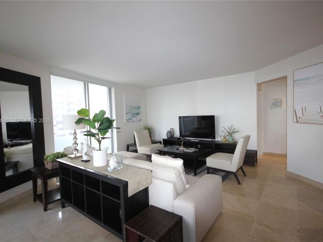 Квартира в аренду номер1004 - фото 7504631