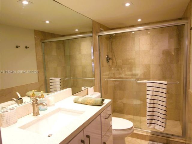 Квартира в аренду номер1004 - фото 7504635