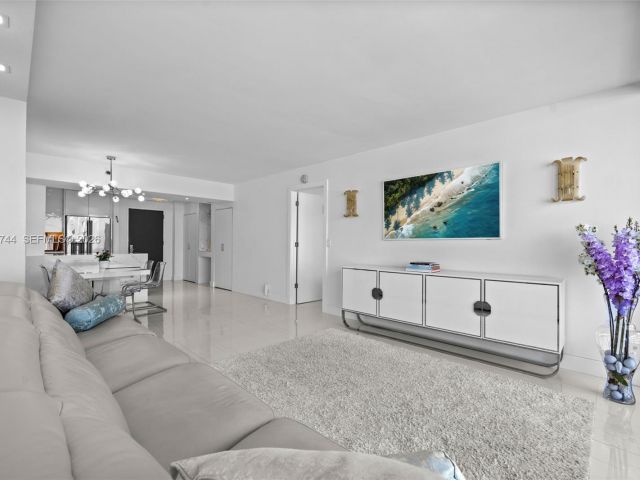 Продажа квартиры #703 - фото 7506982