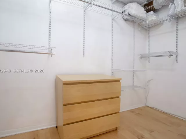 Продажа дома по адресу 100 SW 26th Rd - фото 9133633