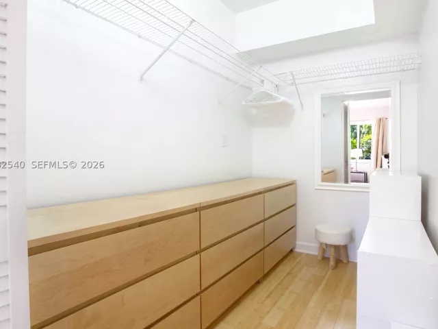 Продажа дома по адресу 100 SW 26th Rd - фото 9133634