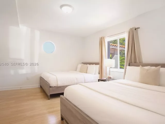 Продажа дома по адресу 100 SW 26th Rd - фото 9133635