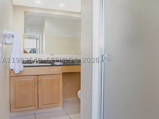 Продажа дома по адресу 100 SW 26th Rd - фото 9133655