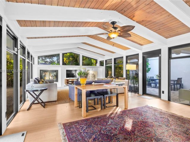 Дом в аренду по адресу 2132 Middle River Dr - фото 7482238